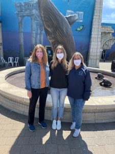 colarossi-at-aquarium_orig